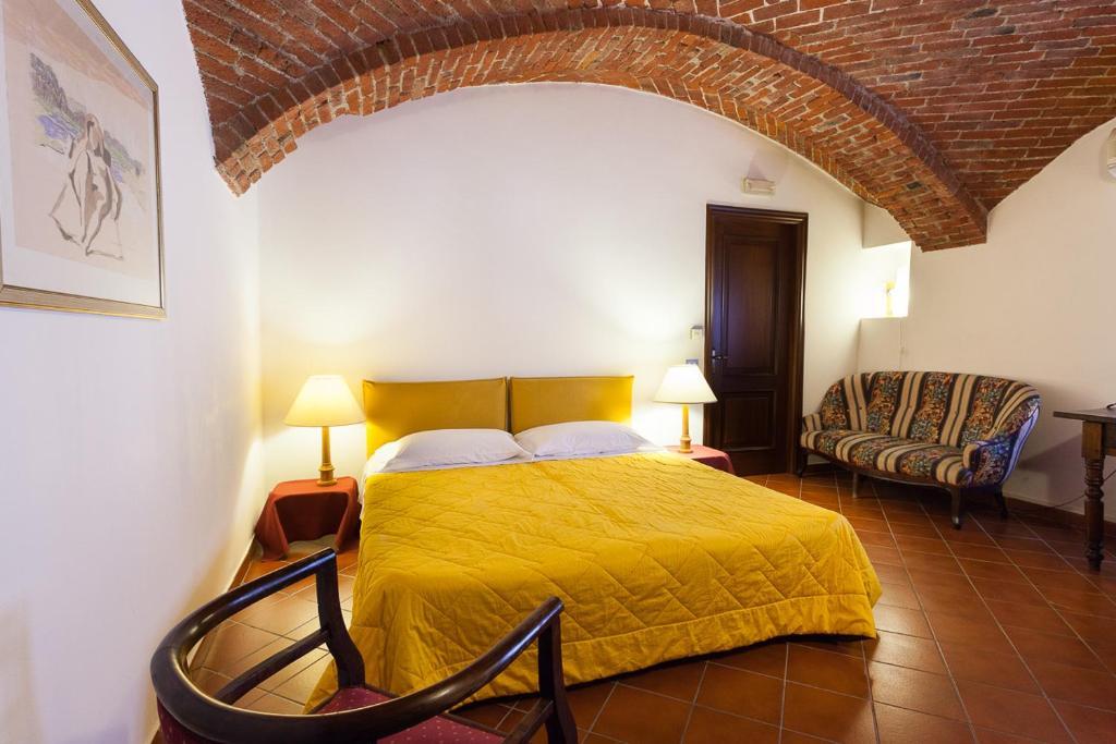 Residenza Del Lago Candia Canavese Rom bilde